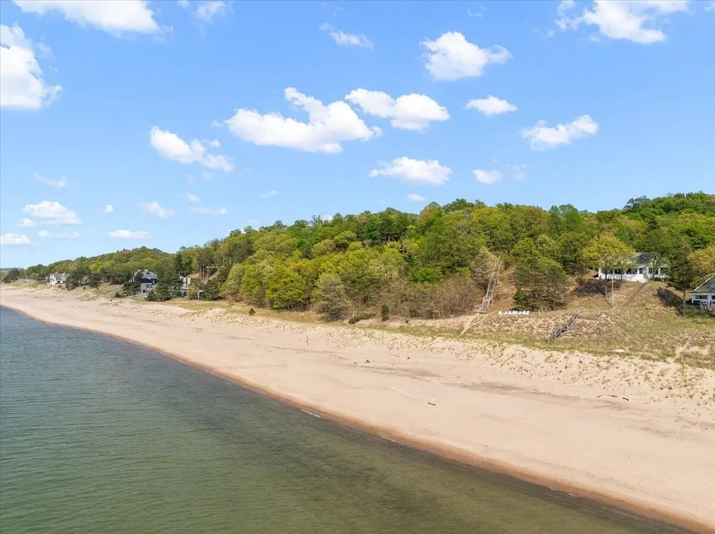 371 Dunegrass Circle Drive Saugatuck City MI 49453