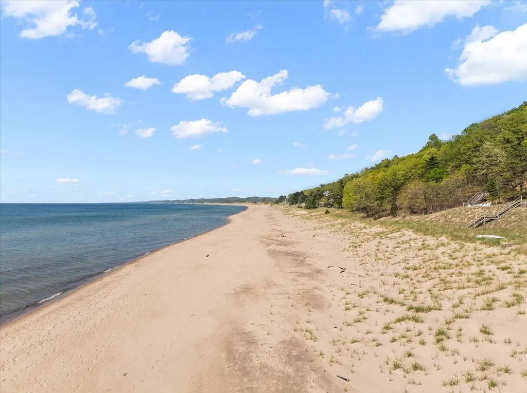 371 Dunegrass Circle Drive Saugatuck City MI 49453