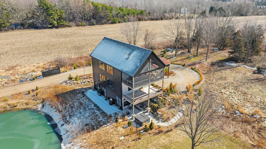 6364 126th Avenue Saugatuck Township MI 49408