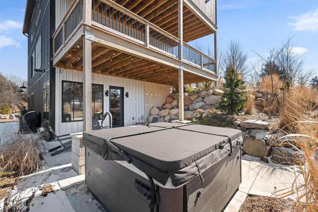 6364 126th Avenue Saugatuck Township MI 49408
