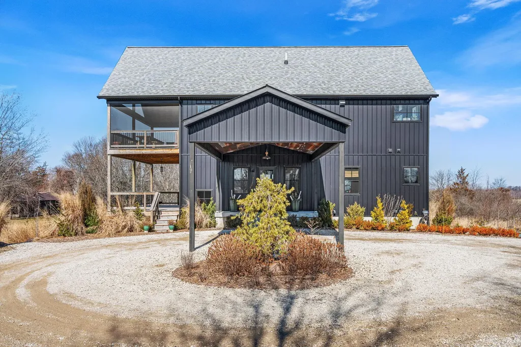 6364 126th Avenue Saugatuck Township MI 49408