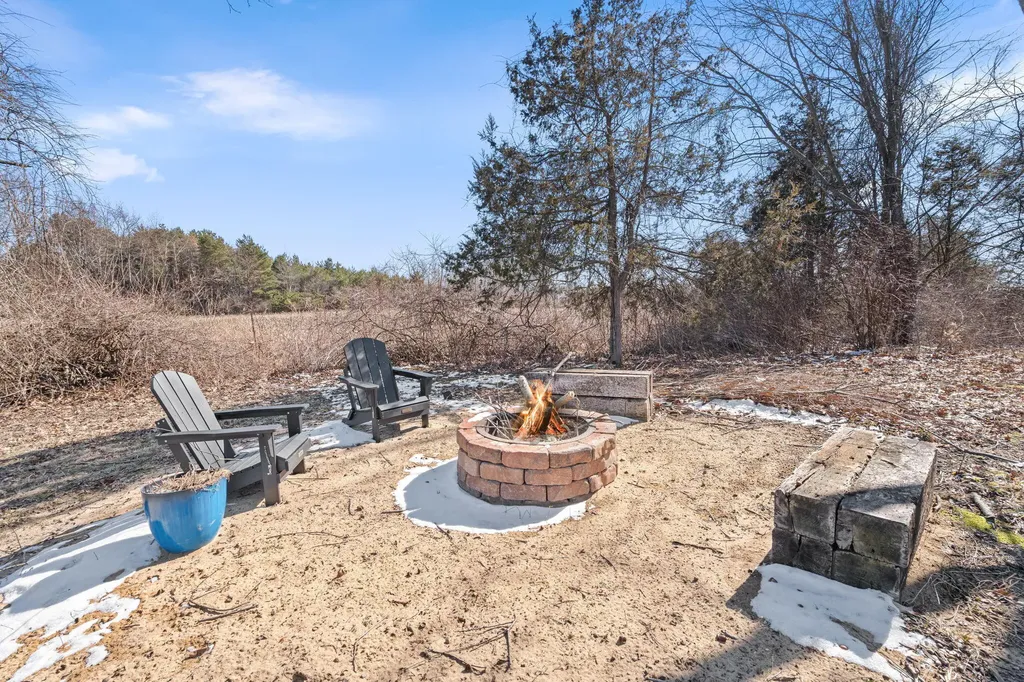 6364 126th Avenue Saugatuck Township MI 49408