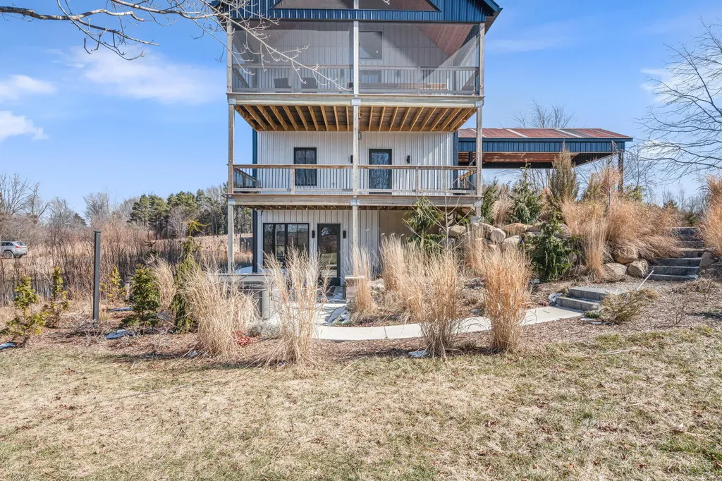 6364 126th Avenue Saugatuck Township MI 49408