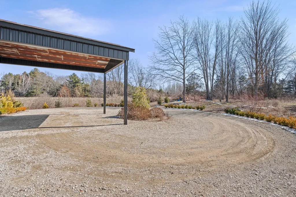 6364 126th Avenue Saugatuck Township MI 49408