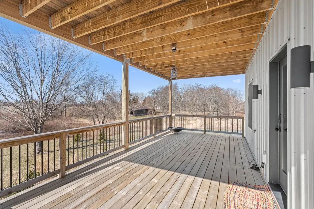 6364 126th Avenue Saugatuck Township MI 49408