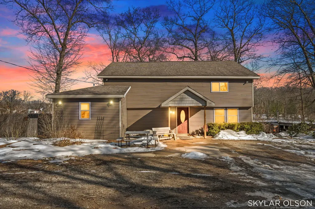 520 N Campbell Road Branch Township MI 49410