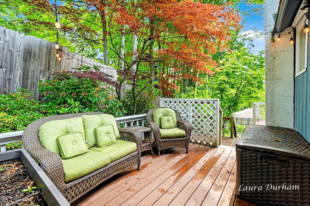 895 Holland Street Saugatuck City MI 49453
