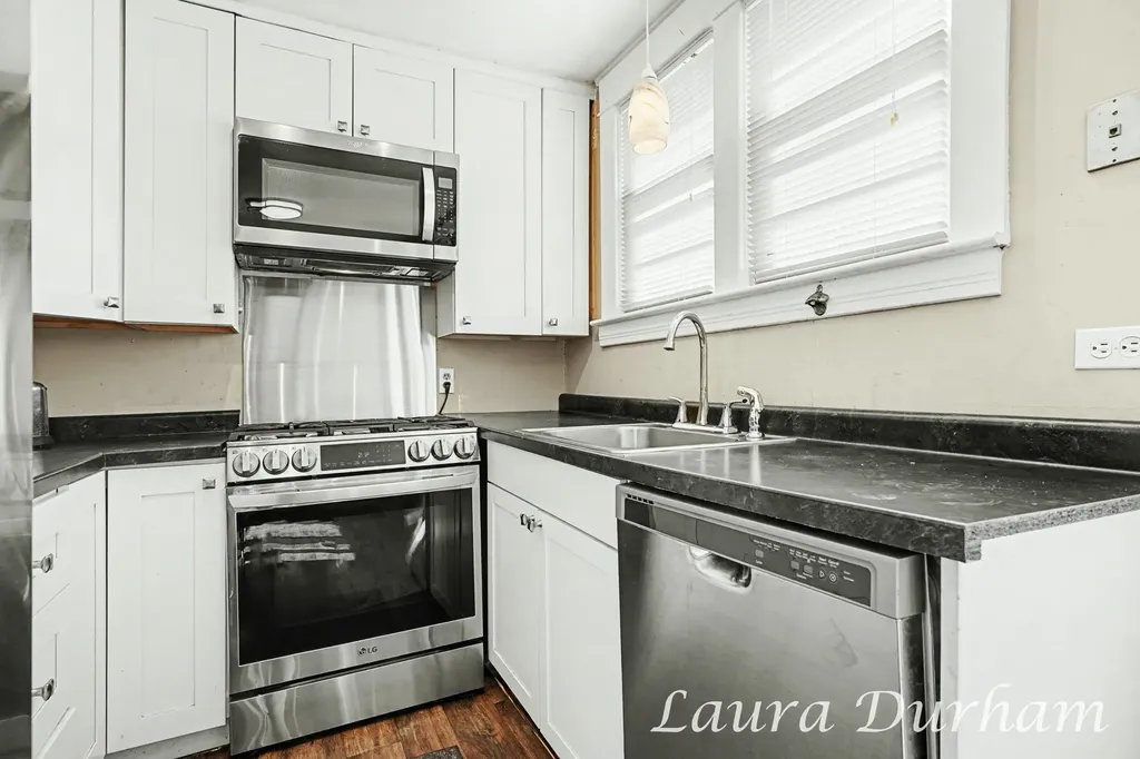 895 Holland Street Saugatuck City MI 49453