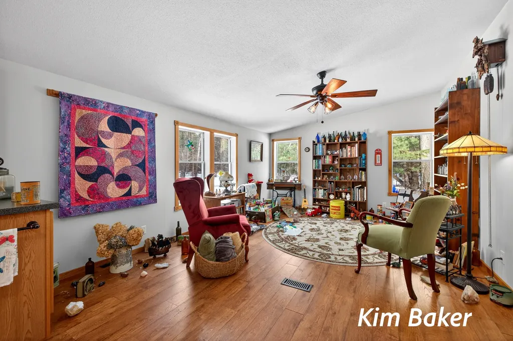 3987 Us-31 Victory Township MI 49454