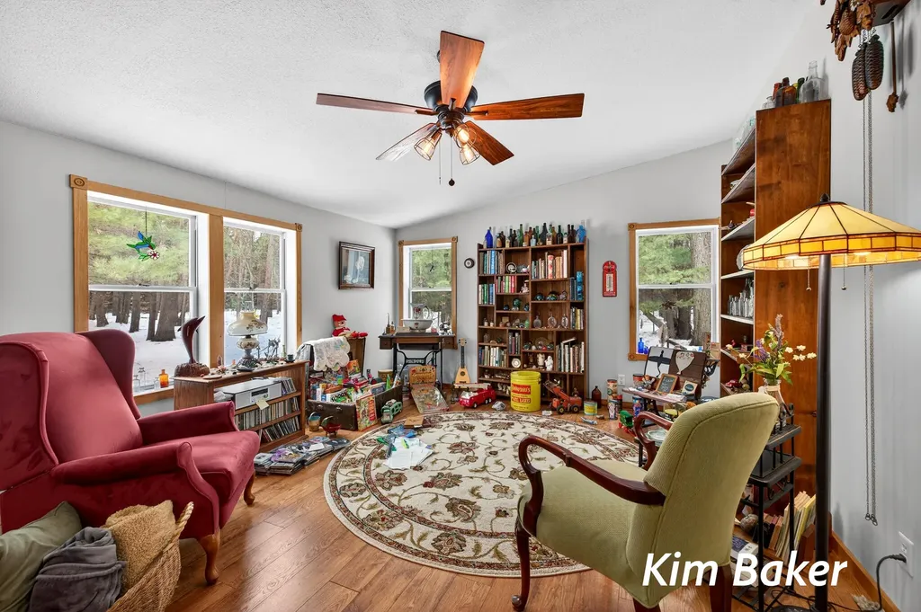 3987 Us-31 Victory Township MI 49454