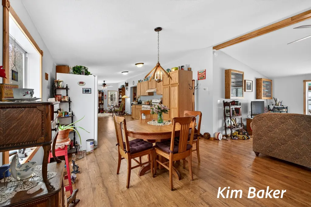 3987 Us-31 Victory Township MI 49454