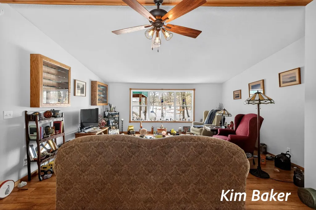 3987 Us-31 Victory Township MI 49454