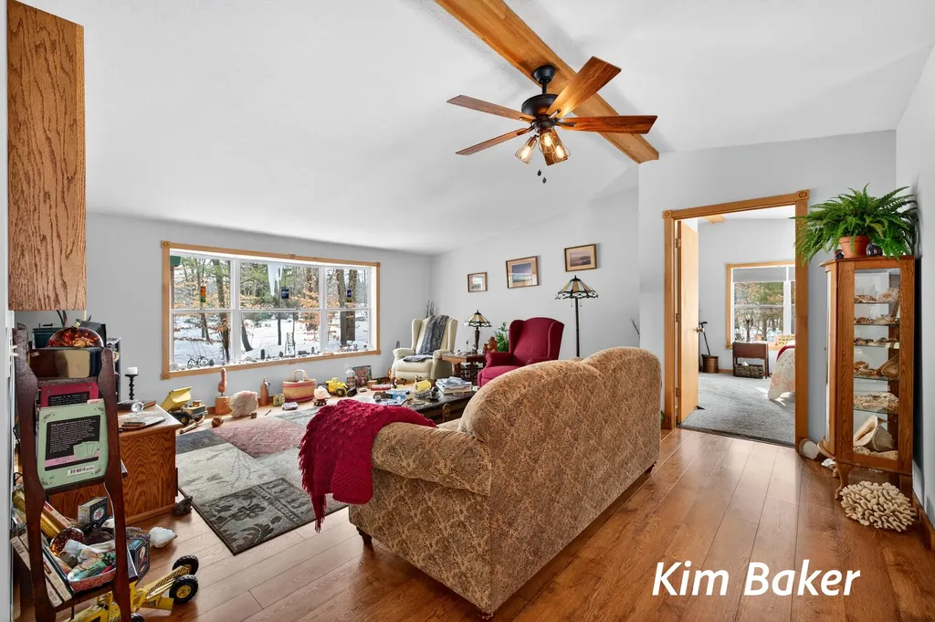 3987 Us-31 Victory Township MI 49454