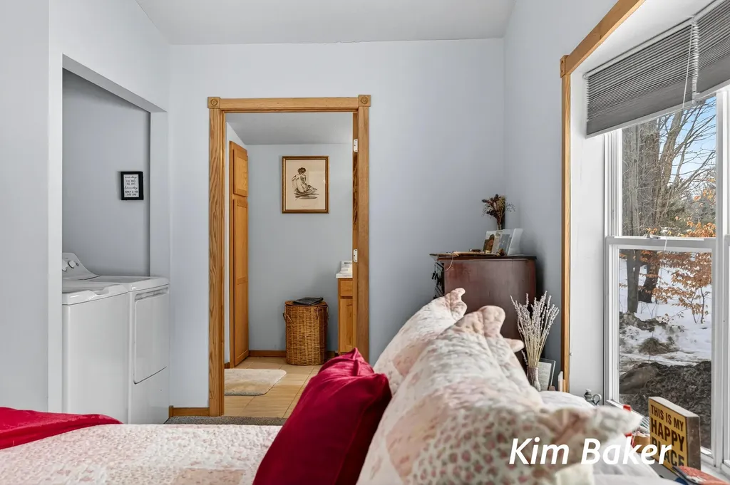 3987 Us-31 Victory Township MI 49454
