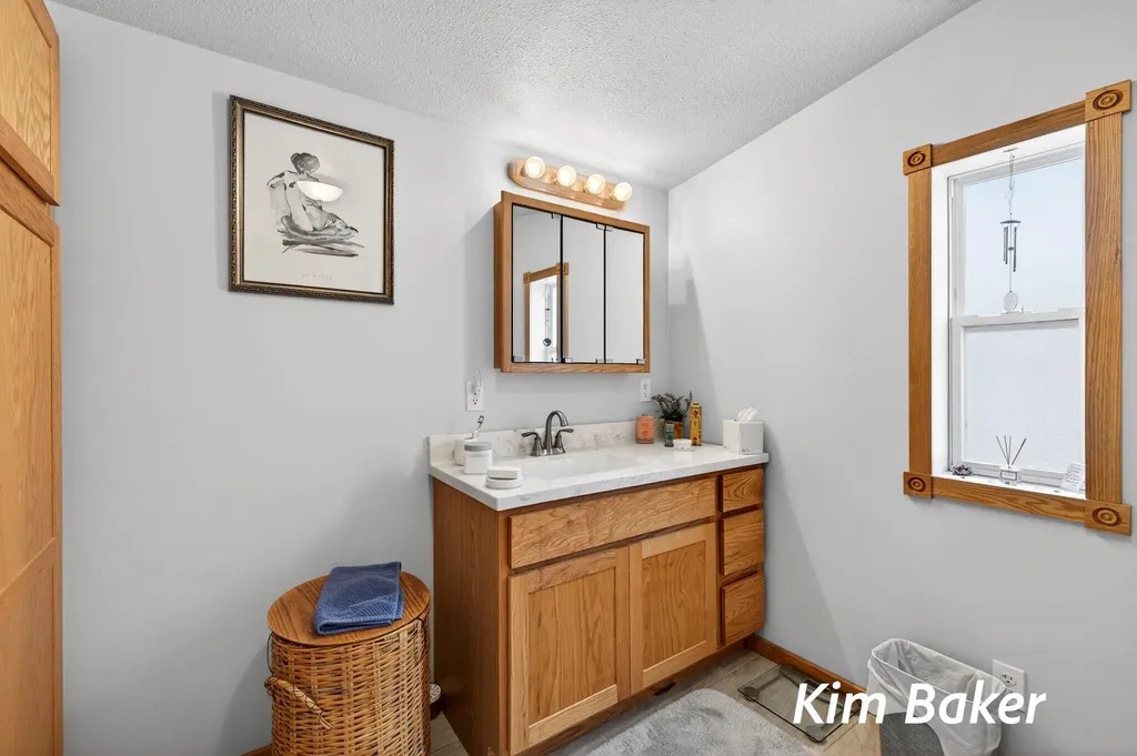 3987 Us-31 Victory Township MI 49454