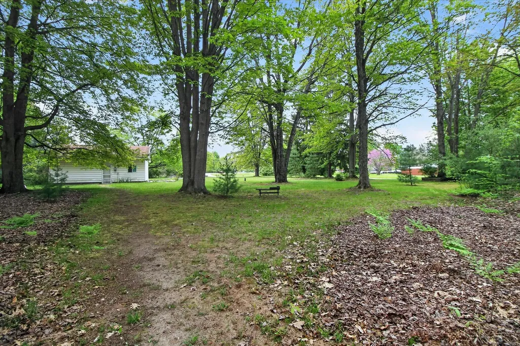 3987 Us-31 Victory Township MI 49454