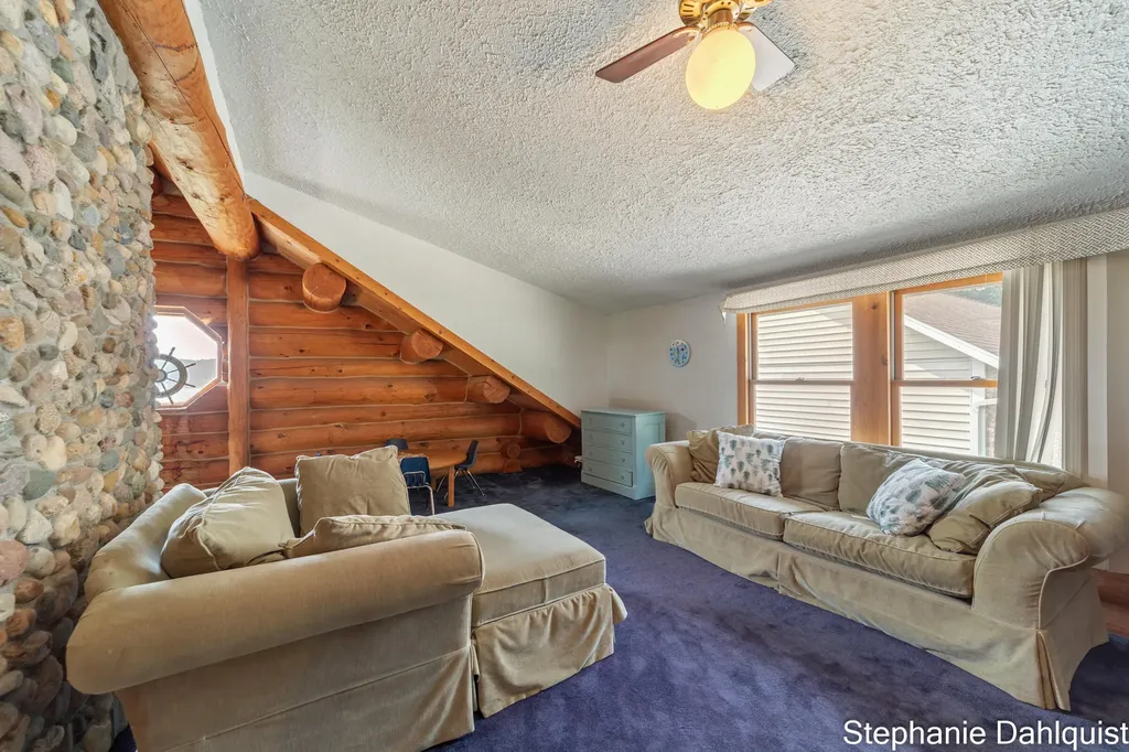 1601 Westwind Court Laketon Township MI 49445