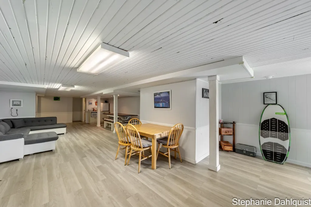 1601 Westwind Court Laketon Township MI 49445