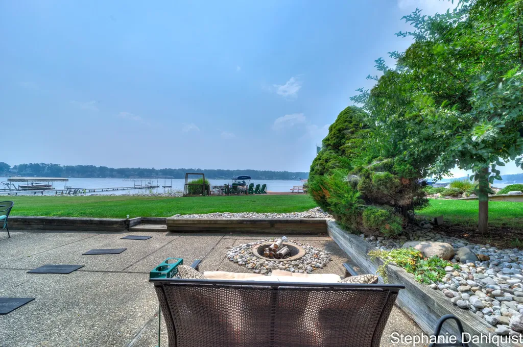 1601 Westwind Court Laketon Township MI 49445