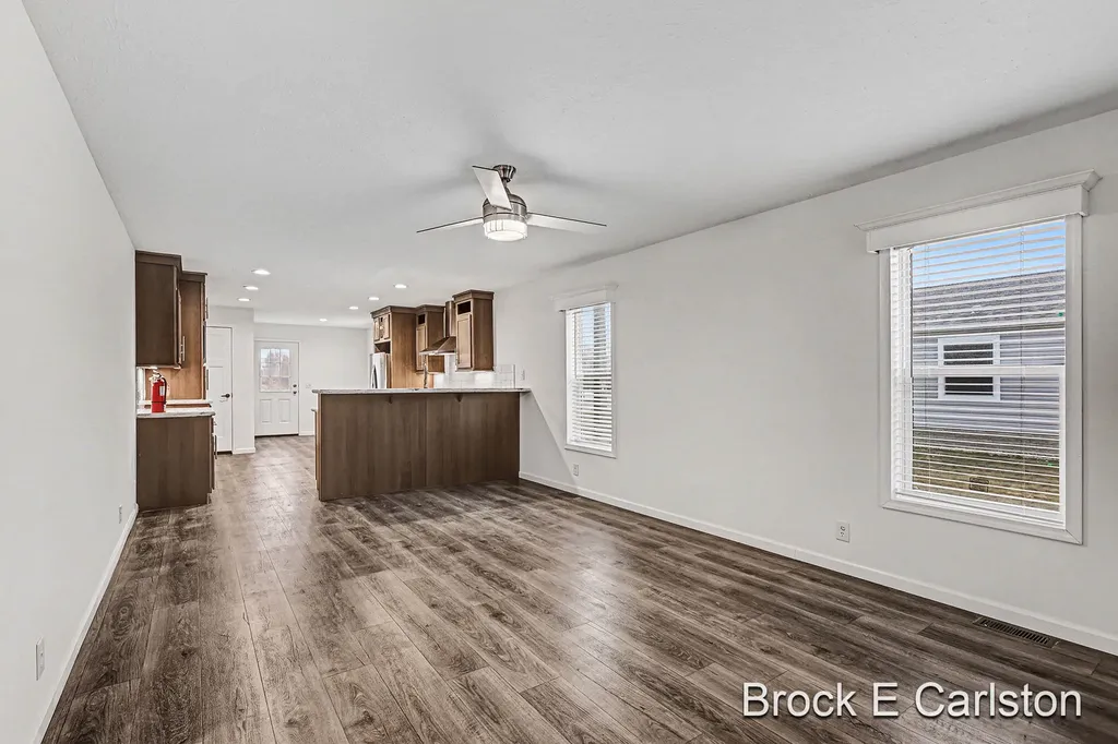 1283 E Ellis Road Norton Shores City MI 49441