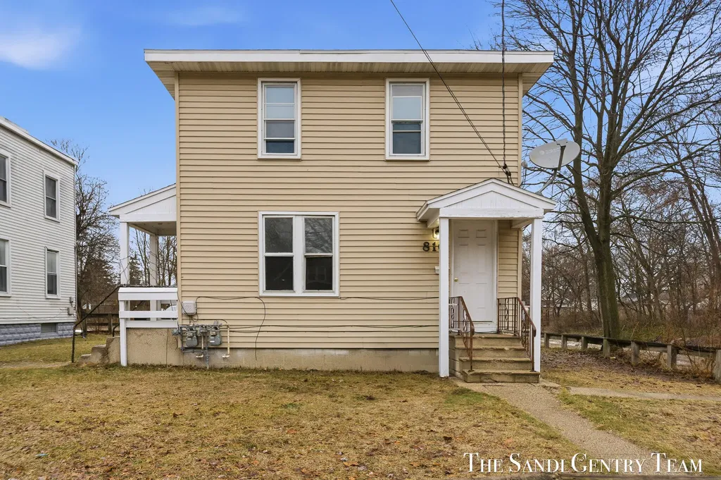810 W Southern Avenue Muskegon City MI 49441