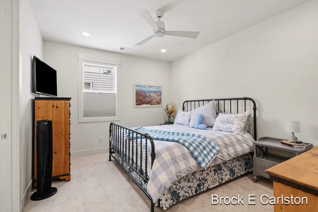 946 Boardwalk Cove Drive Muskegon City MI 49441
