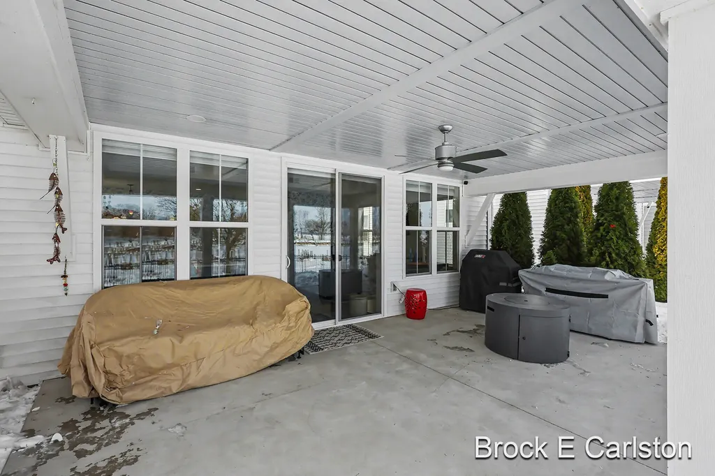 946 Boardwalk Cove Drive Muskegon City MI 49441