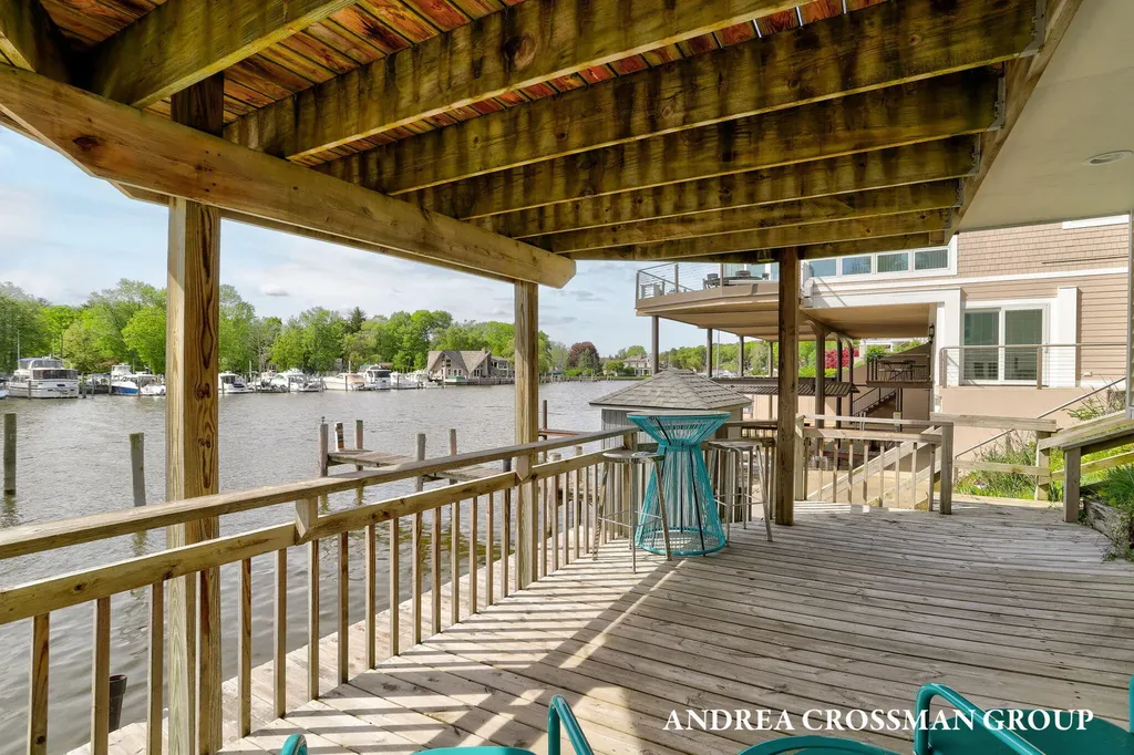 1005 Park Street Saugatuck City MI 49453