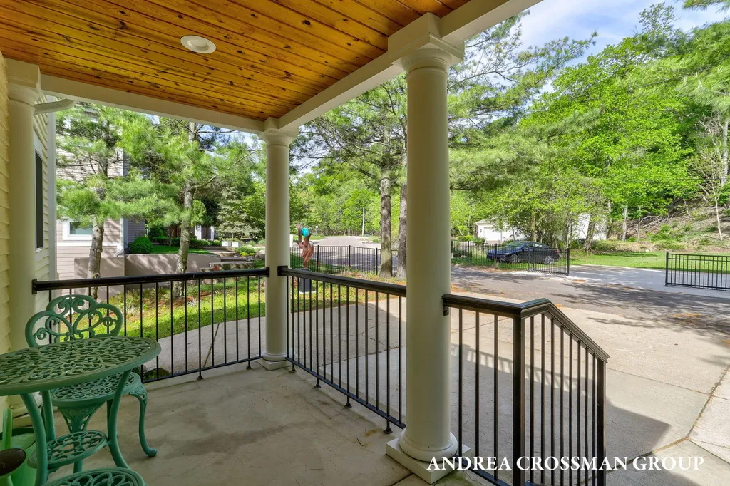 1005 Park Street Saugatuck City MI 49453