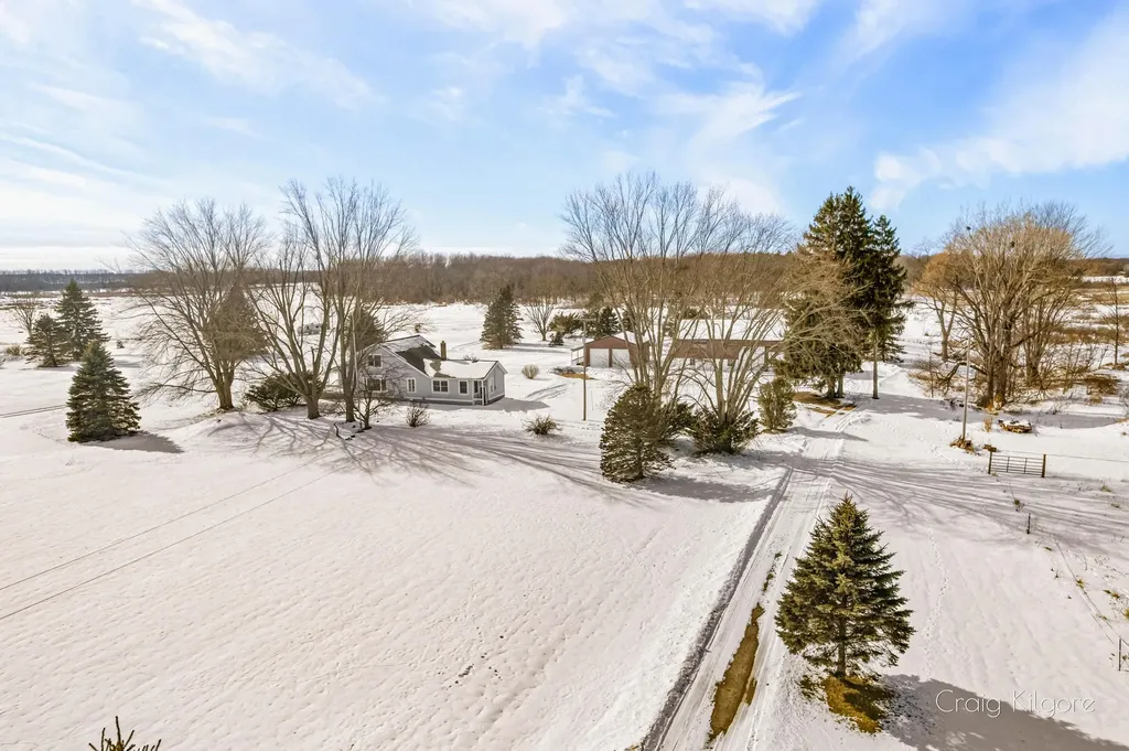 15425 132nd Avenue Crockery Township MI 49448