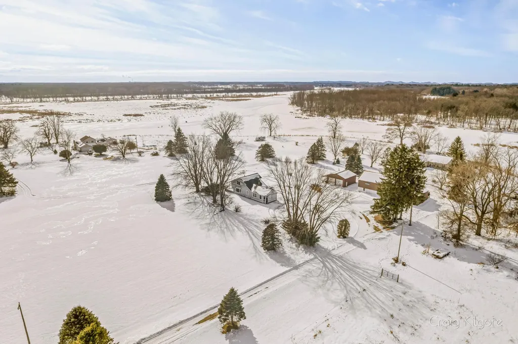 15425 132nd Avenue Crockery Township MI 49448