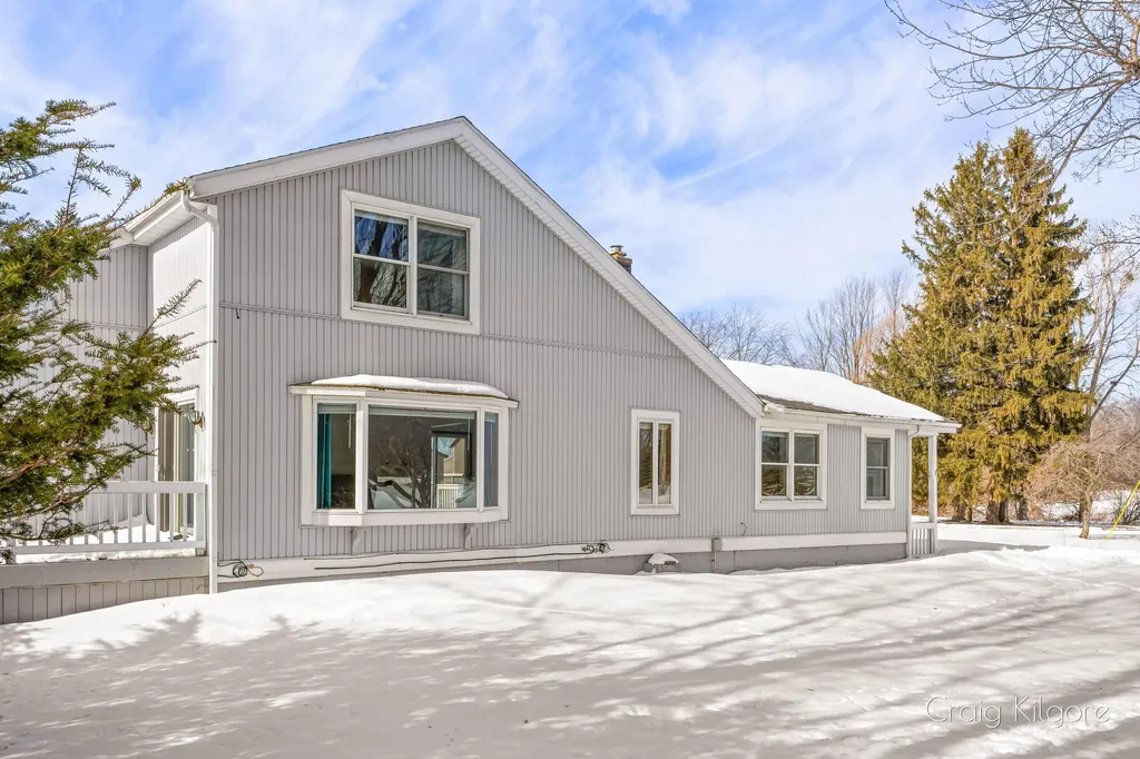 15425 132nd Avenue Crockery Township MI 49448