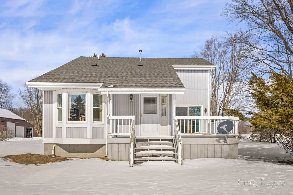 15425 132nd Avenue Crockery Township MI 49448
