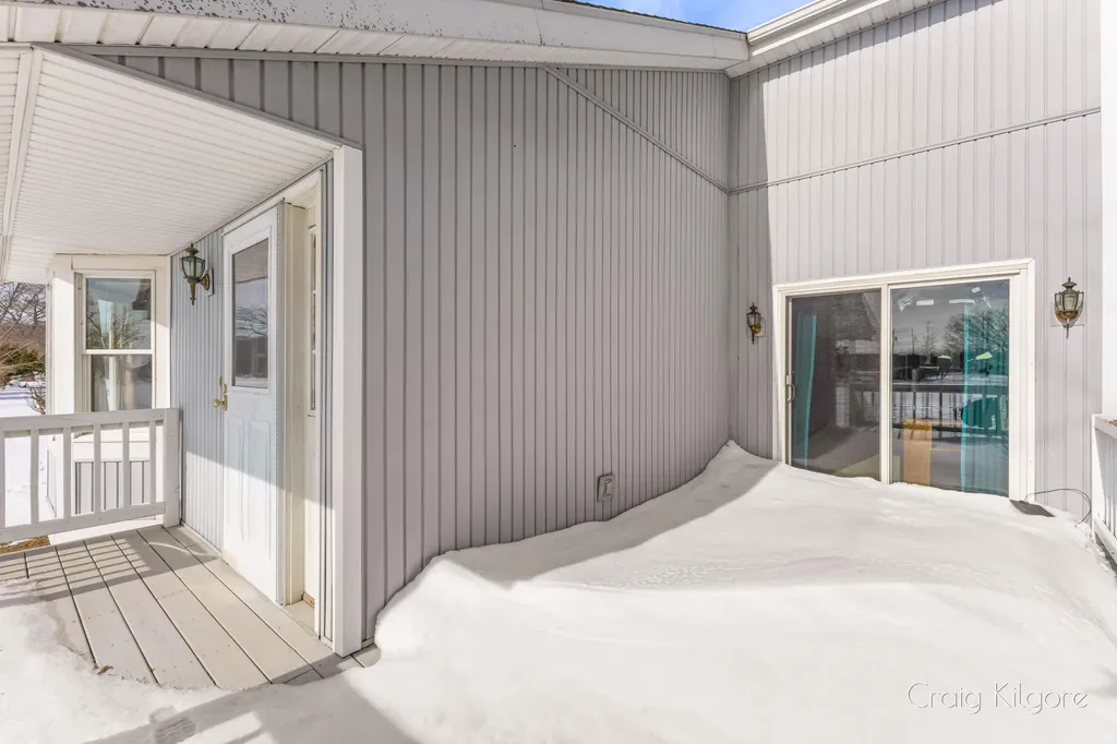 15425 132nd Avenue Crockery Township MI 49448