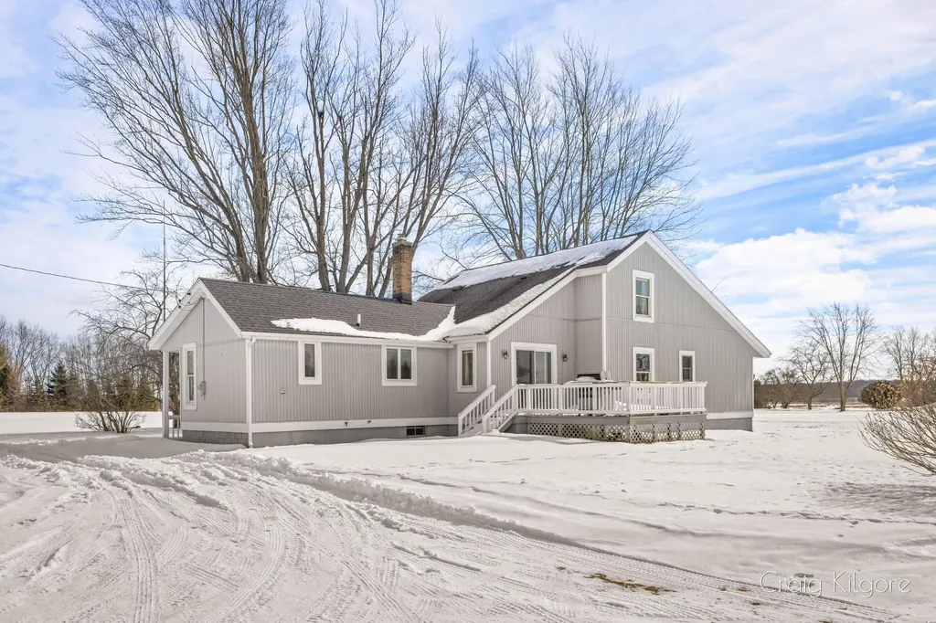 15425 132nd Avenue Crockery Township MI 49448