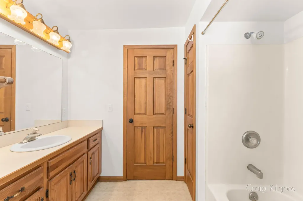 15425 132nd Avenue Crockery Township MI 49448