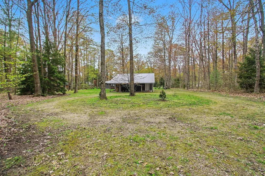 18412 148th Avenue Spring Lake Township MI 49456