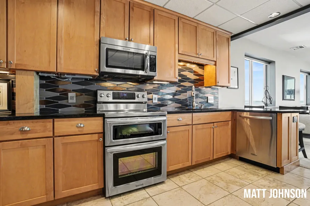 2964 Lakeshore Drive Muskegon City MI 49441