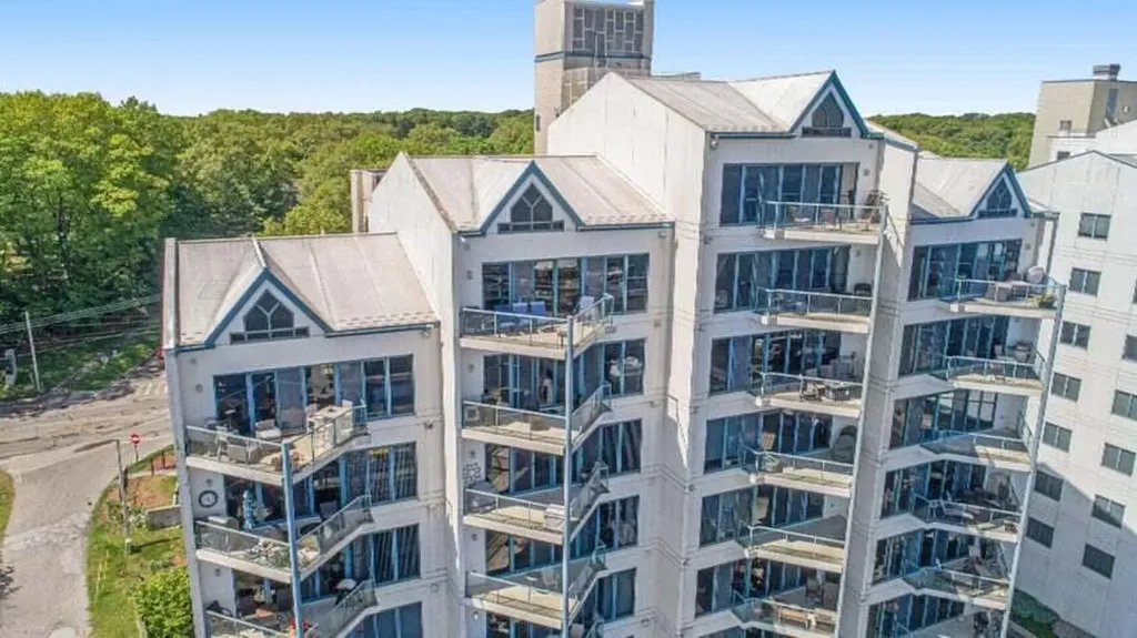 2964 Lakeshore Drive Muskegon City MI 49441
