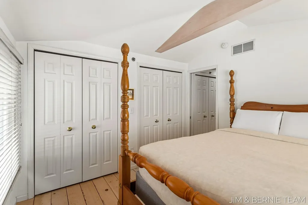 133 Mason Street Saugatuck City MI 49453