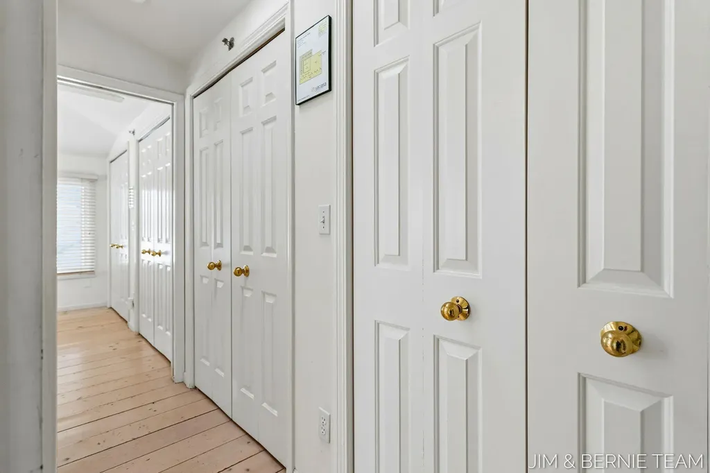 133 Mason Street Saugatuck City MI 49453