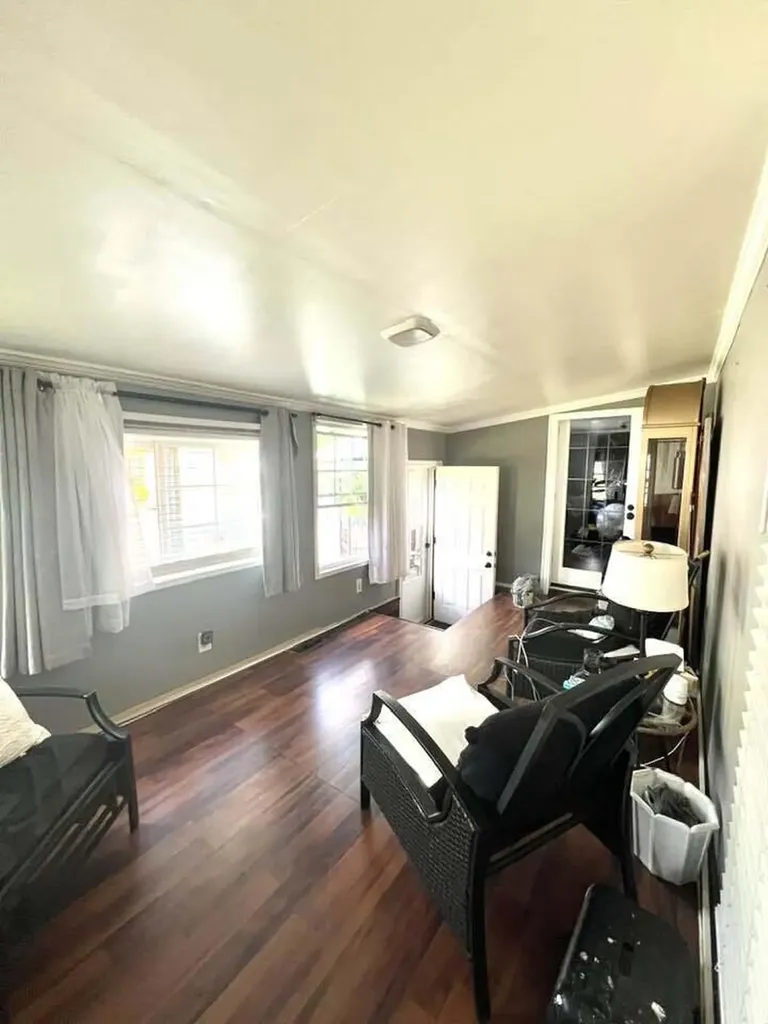 333 E Lakewood Boulevard Holland Charter Township MI 49424