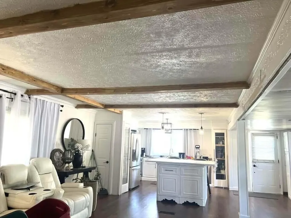 333 E Lakewood Boulevard Holland Charter Township MI 49424