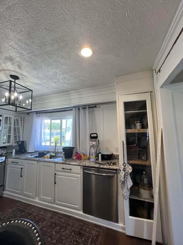 333 E Lakewood Boulevard Holland Charter Township MI 49424