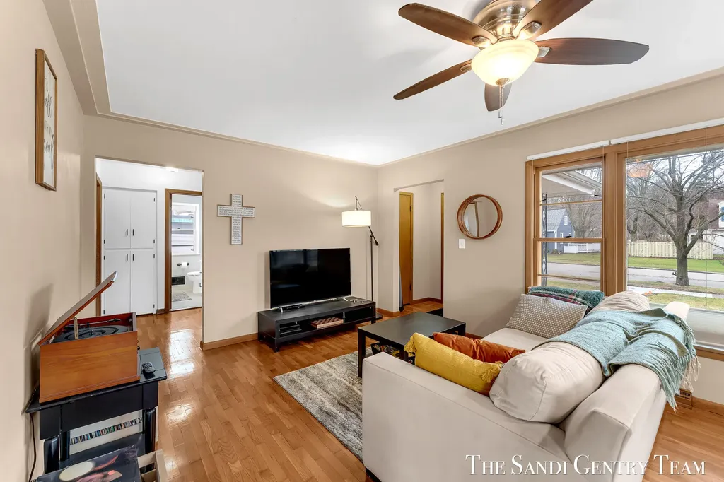 1508 Wisconsin Street Grand Haven City MI 49417