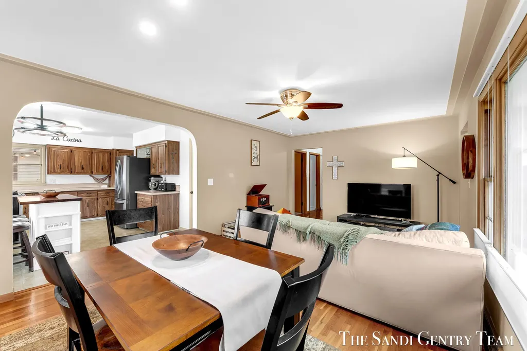 1508 Wisconsin Street Grand Haven City MI 49417