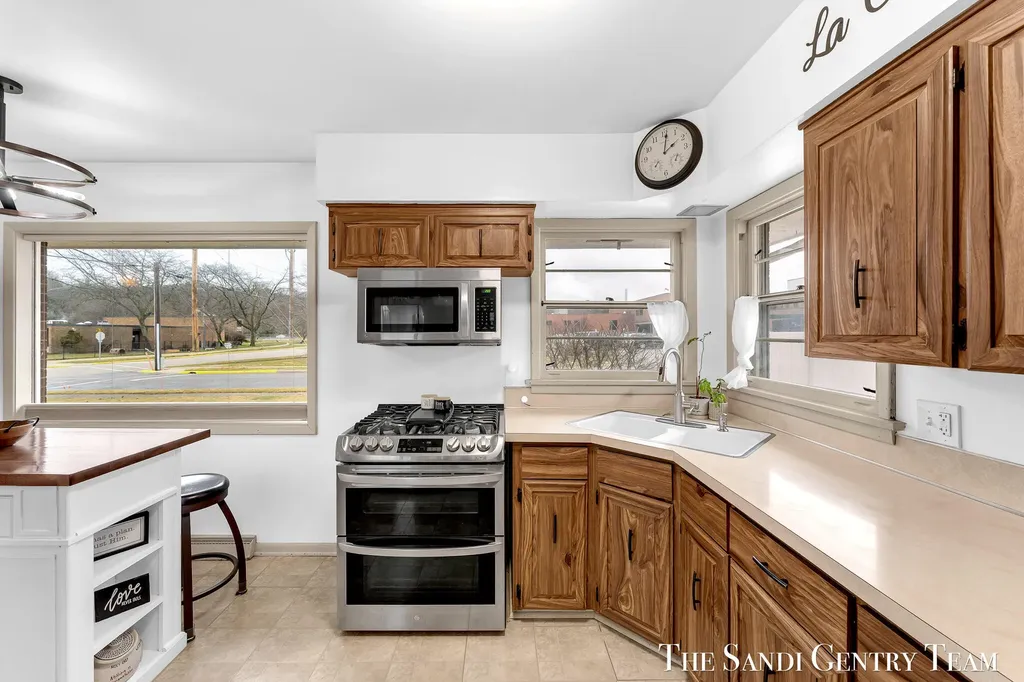 1508 Wisconsin Street Grand Haven City MI 49417