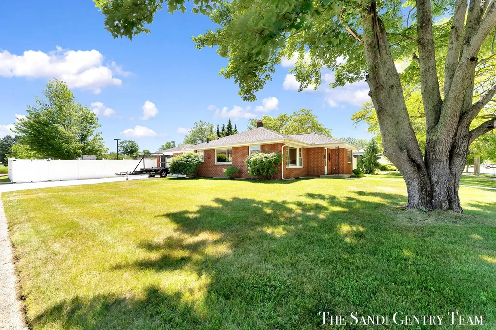 1508 Wisconsin Street Grand Haven City MI 49417