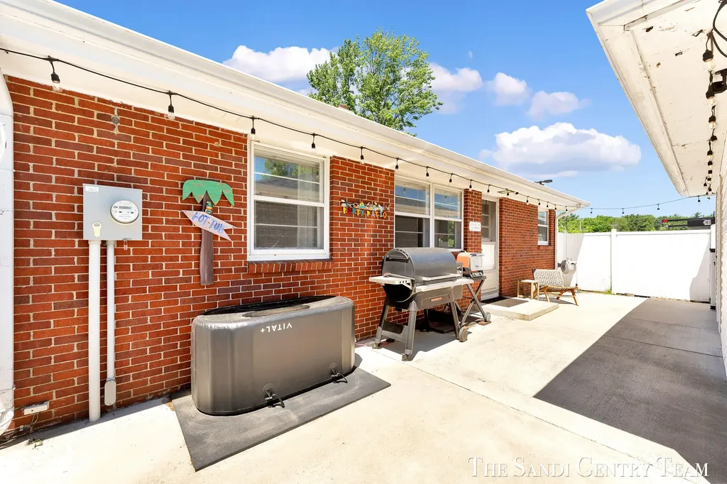 1508 Wisconsin Street Grand Haven City MI 49417