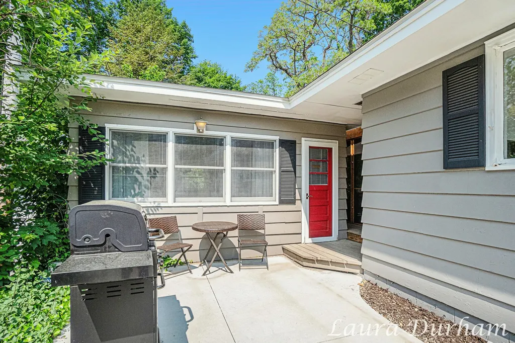 526 Butler Street Saugatuck City MI 49453
